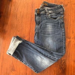 Kut from the Kloth Light Wash Capri Jeans Size 6